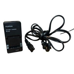 Fujifilm‎ BC-45 Charger for Fujifilm NP-45 Batteries Camera Battery Charger